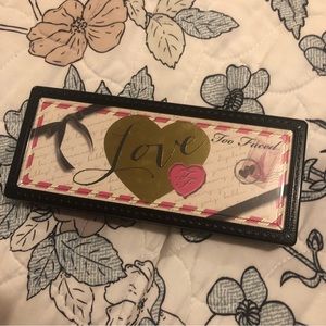 Too faced love palette